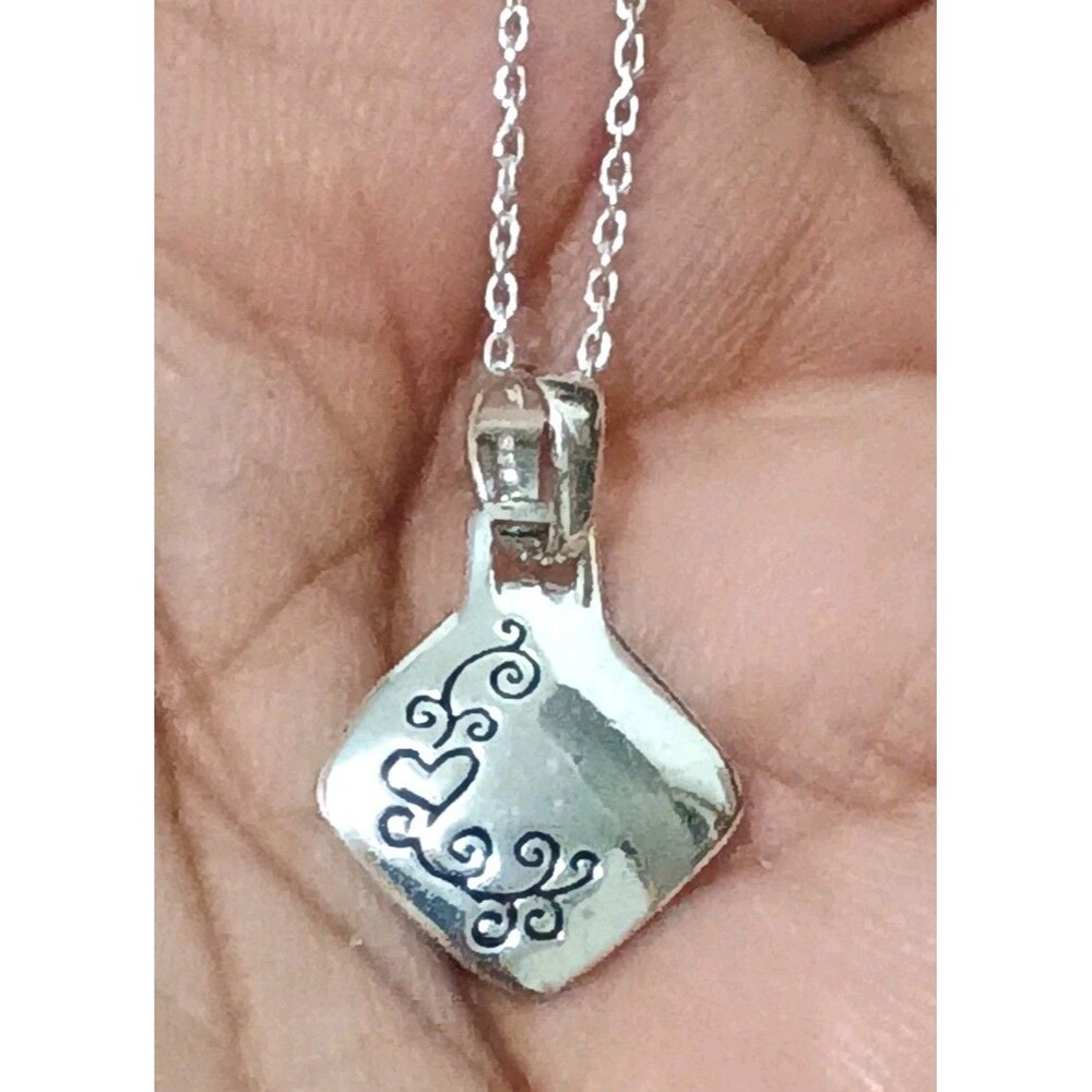 LA Rocks Sterling Silver 925 Pendant Box Necklace Aunt Message